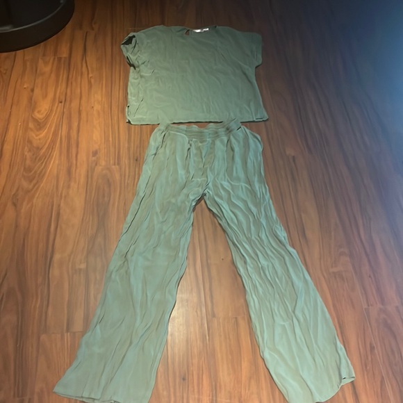 La vie en rose green pyjama set - Picture 1 of 5